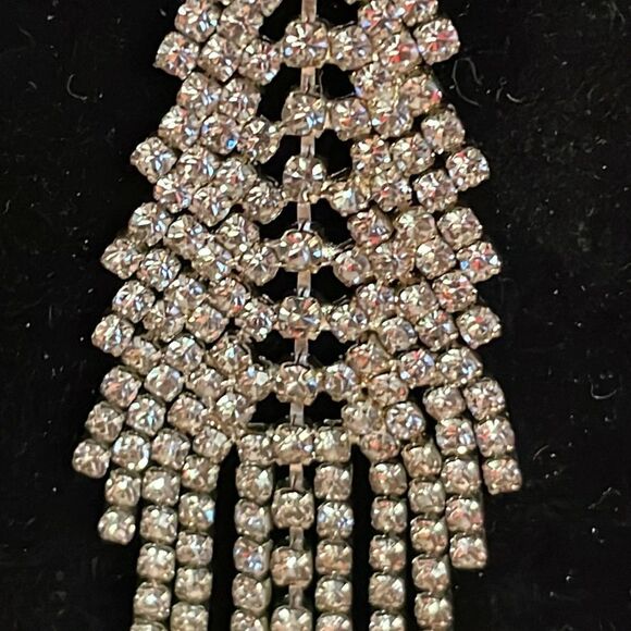 3.25” free moving silver tone long chain crystal chandelier stud earrings - Picture 8 of 11